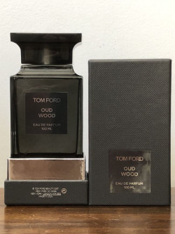 Tom Ford Oud Wood Unisex Parfüm