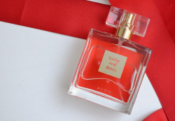 Avon Little Red Dress Bayan Parfüm
